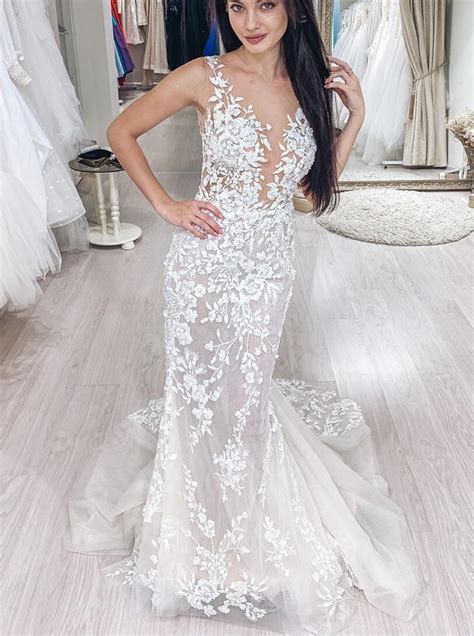 Sheath Backless Illusion Neckline Beaded Lace Appliques Wedding Dress