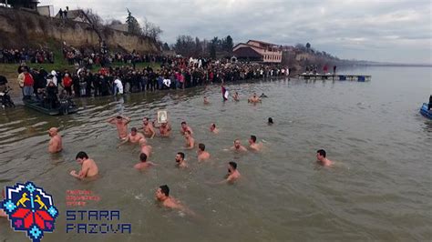 Plivanje Za Asni Krst Stari Banovci Manifestacije Turisti Ka