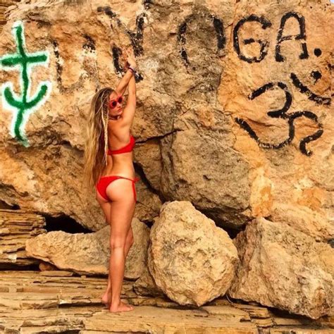 Hot Sexy Louella Michie Bikini Pics