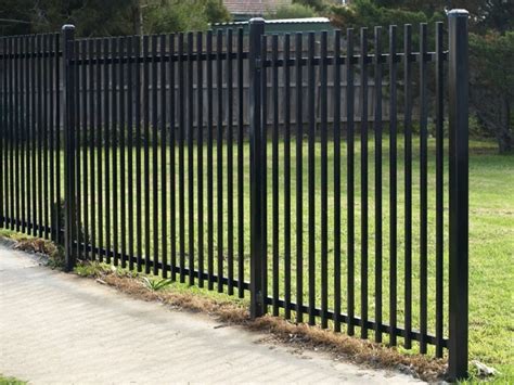 Забор из профильной трубы. 2021 | ВКонтакте