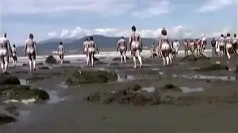 Naked Performance Art On The Beach Porn Videos
