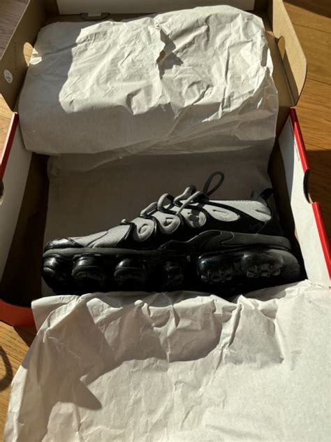 NIKE TENISICE AIR VAPORMAX PLUS