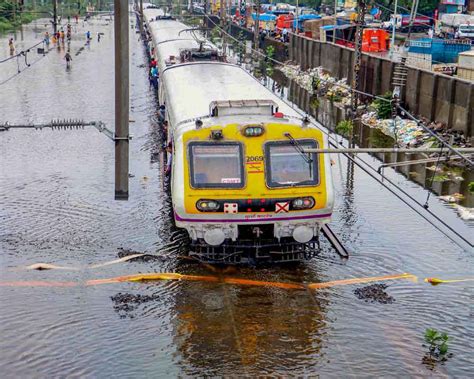 Heavy Rains Return To Mumbai Rail Road Traffic Hit