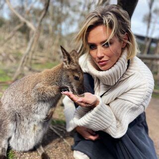 Nicky Whelan Nickywhelan Nude OnlyFans NudoStar TV