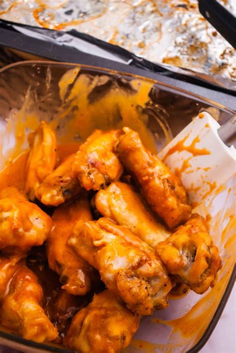 Homemade Hot Wings - LemonsforLulu.com