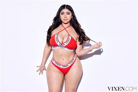 VIOLET MYERS Vixen Porn Pic