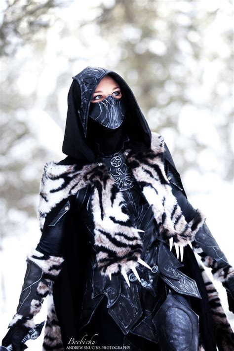 Skyrim Armor Cosplay – Telegraph