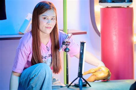 Koc Vietnam M B T Gay C N Mai Ng Tr Ng Tay Luna O P O V I D N Th Sinh T I M T I A