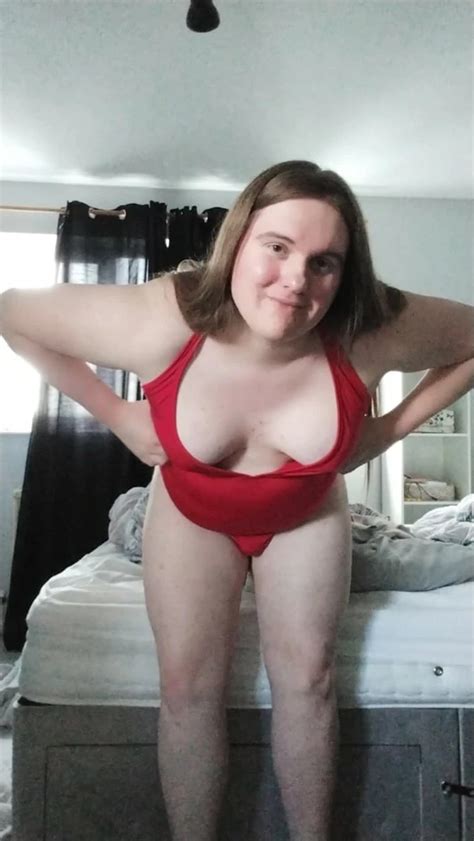 My Enormous BBW Curves In A Sexy Red Singlet Pics XHamster