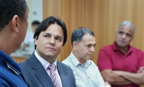 Suplente Do Mdb Nilson Teixeira De Morais Toma Posse Ap S Vereador