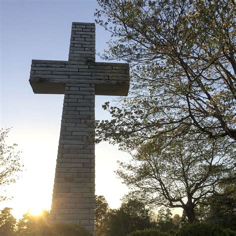 Imagen gratis: Cruz, cementerio, religión, tumba, sacrificio, torre