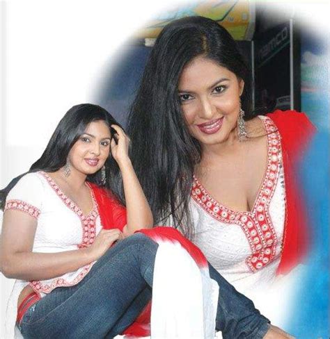 Sri Lanka Actress Dulani Sri Lankan Hot Actress Picture Gallery