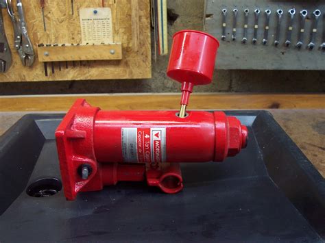 How To Rebuild A Hydraulic Bottle Jack