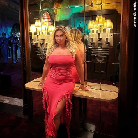 Sensi Lowe Sensilowe Nude OnlyFans Leaks Fappening FappeningBook