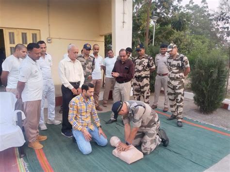 Cisf Personnel Were Trained In Cpr By The Red Cross Families Of