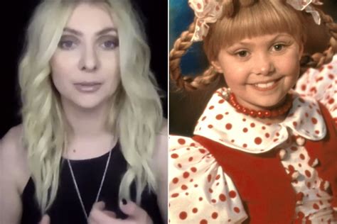 Taylor Momsen Looks Back On The Grinch 20 Years Later