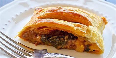 Strudel de Alheira Maçã e Espinafres Receitas Portugal