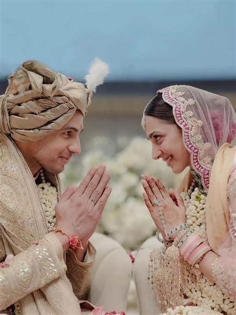 Official Wedding Pictures Of The Newlyweds Sidharth Malhotra And Kiara