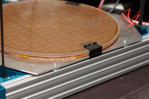 Стол для дельты