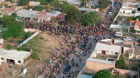 Desde Al Aire As Se Vivi En Su Barrio La Despedida A Huguito Flores