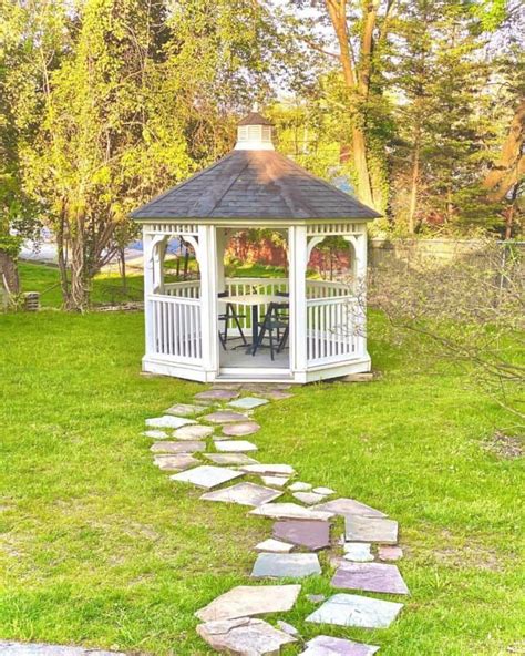 Stunning Gazebo Ideas For Relaxation And Entertaining Garden