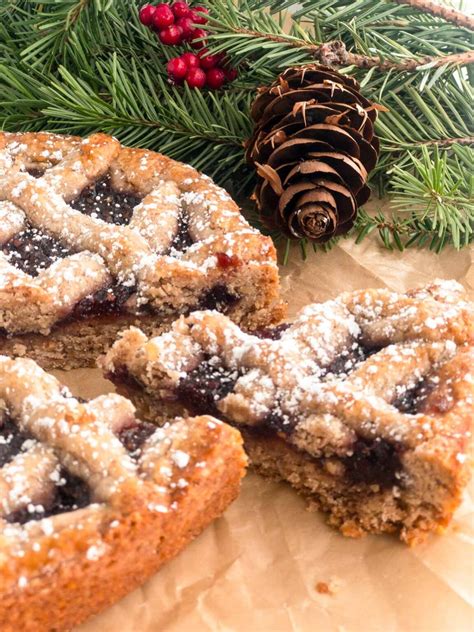 Recipe For Austrian Linzer Torte Made With Hazelnuts Gitta S Kitchen