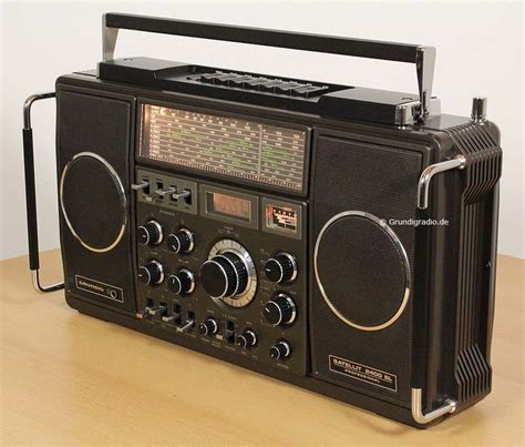 Grundig Satellit Sl Professional Stereo Radio Cassette