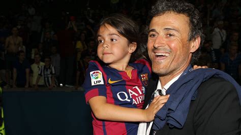 Spanish national coach Luis Enrique mourns the death of his daughter