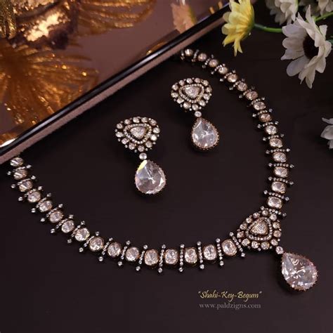 Shahi Key Begum Antique Moissanite Polki Necklace Set