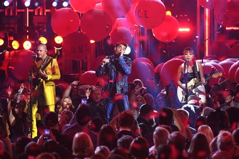 Photos: 2016 Billboard Music Awards - WTOP News