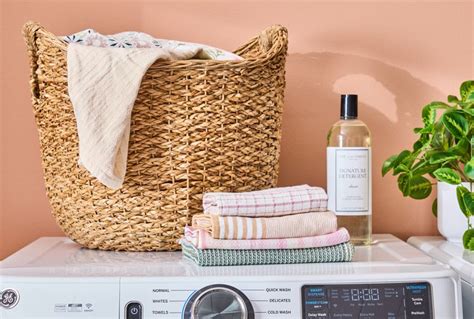 Items You Should Always Wash In Hot Water A Laundry Pro Says