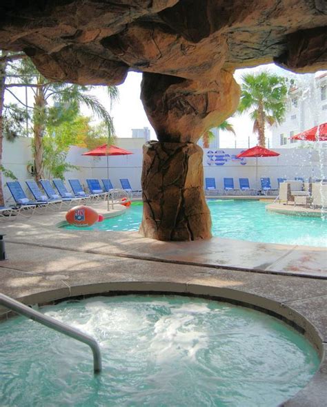 BLUE MOON GAY RESORT UNITED STATES COMPARE HOTEL RATES
