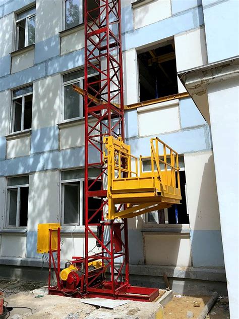 Грузовой подъемник ПМГ-1Б