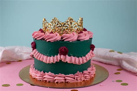 Торт на день рождения Изумрудная Корона - купить недорого в Москве с ...