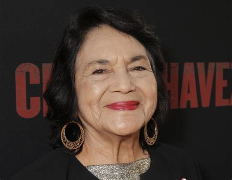 Farmworkers Activist Dolores Huerta Will Be Focus Of Smithsonian Exhibit Smithsonian Dolores