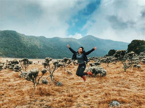 Alun Alun Surya Kencana Rekomendasi Tempat Wisata Indonesia