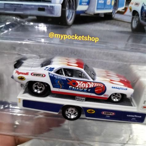 Hot Wheels PLYMOUTH CUDA FUNNY CAR W RETRO RIG HAULER TRUCK Hotwheels Team