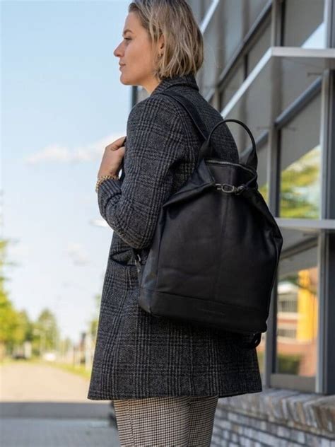 Lederrucksack Naomi cognac - The Chesterfield Brand