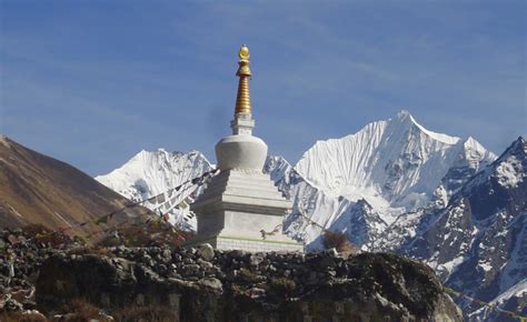 Langtang Gosainkunda And Helambu Trek Days Adventure Club Trek