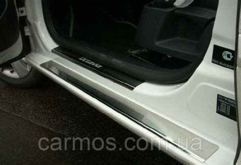 Накладки Premium на пороги skoda octavia a5 (шкода октавия а5), логотип ...