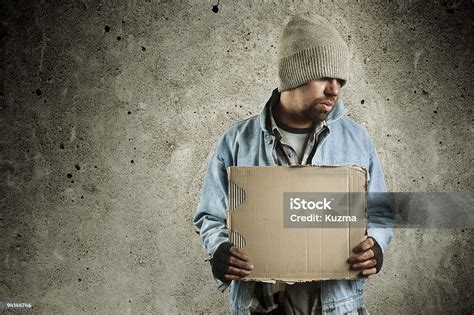 Hobo Stock Photo - Download Image Now - Adult, Adults Only, Cardboard ... 