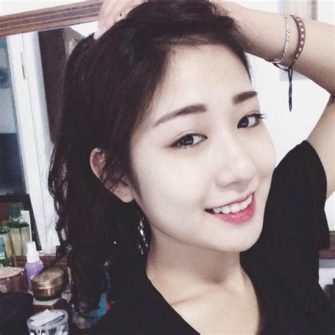 Hot girl sinh năm 1995 ai mới là người xinh đẹp nhất