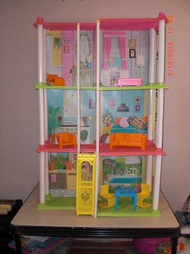 barbie dream house from the 70s - Joan Bond