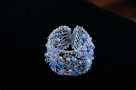 Браслет вязаный крючком — BurdaStyle.ru
