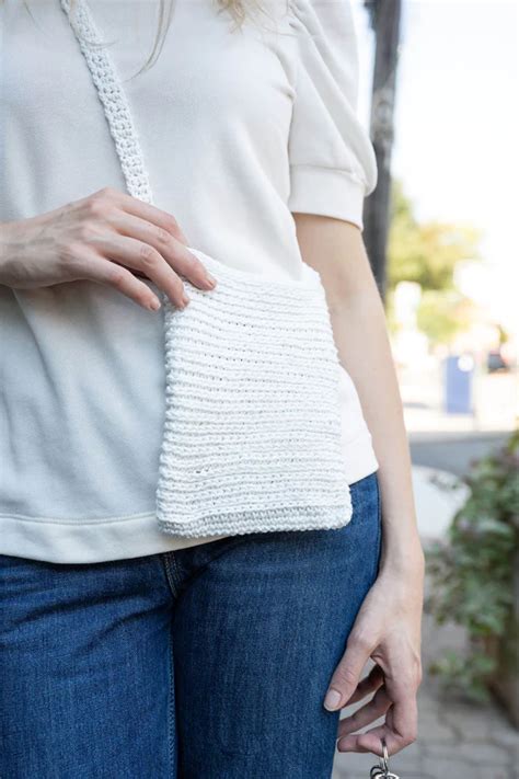 Crochet Crossbody Phone Holder Bepatterns