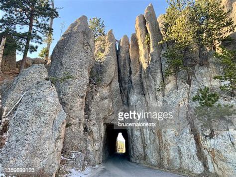 Needles Eye Tunnel High-Res Stock Photo - Getty Images