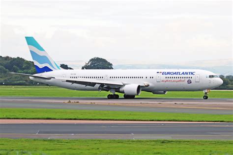 Cs Tsv Boeing Per Euroatlantic Airways Man Sep A Photo On