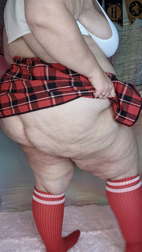 How About Some Extra Cellulite With This Xxxl Ass Nudes Ssbbw