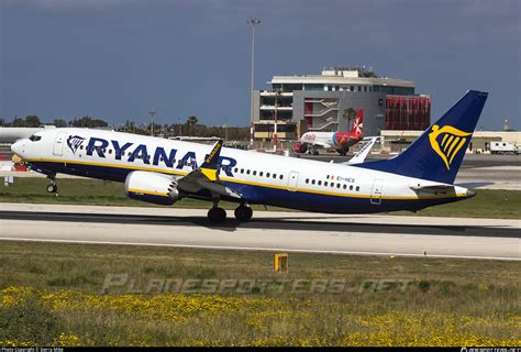 EI HES Ryanair Boeing 737 8200 MAX Photo By Sierra Mike ID 1418478