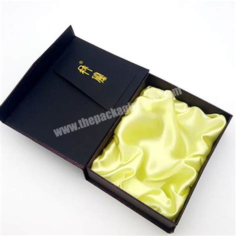 Wholesale Packaging Satin Lined Gift Boxes